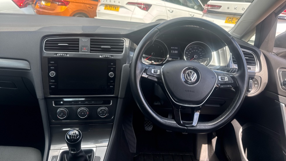 Volkswagen Golf 1.4 TSI SE [Nav] 5dr Petrol Hatchback - Image 9