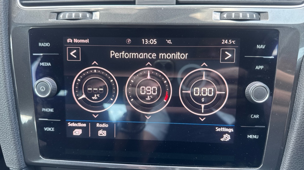 Volkswagen Golf 1.4 TSI SE [Nav] 5dr Petrol Hatchback - Image 29