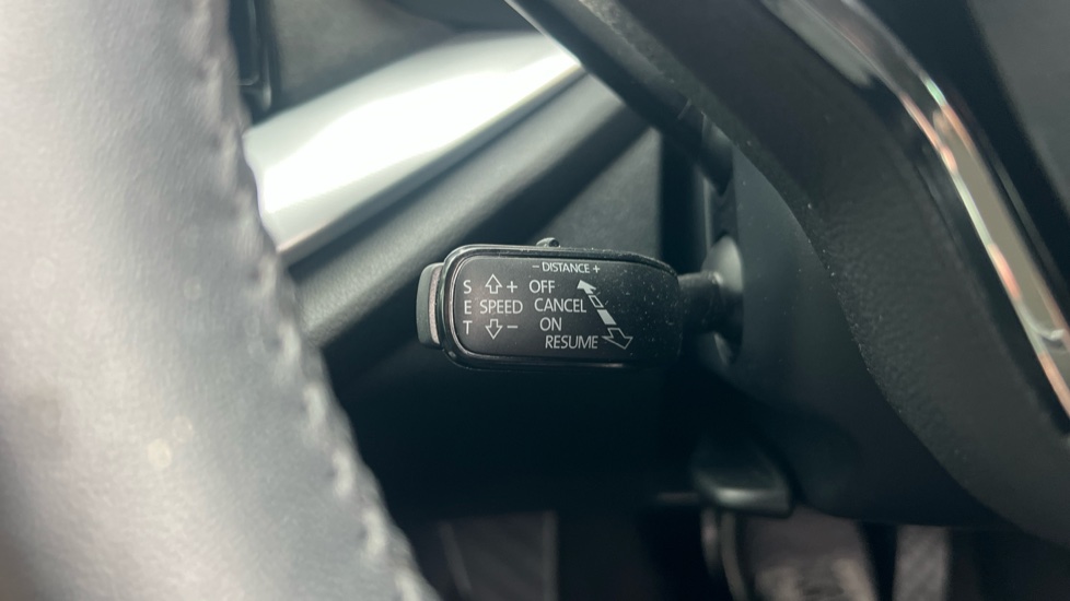 Skoda Octavia 1.4 TSI iV SE L DSG 5dr Hatchback - Image 23