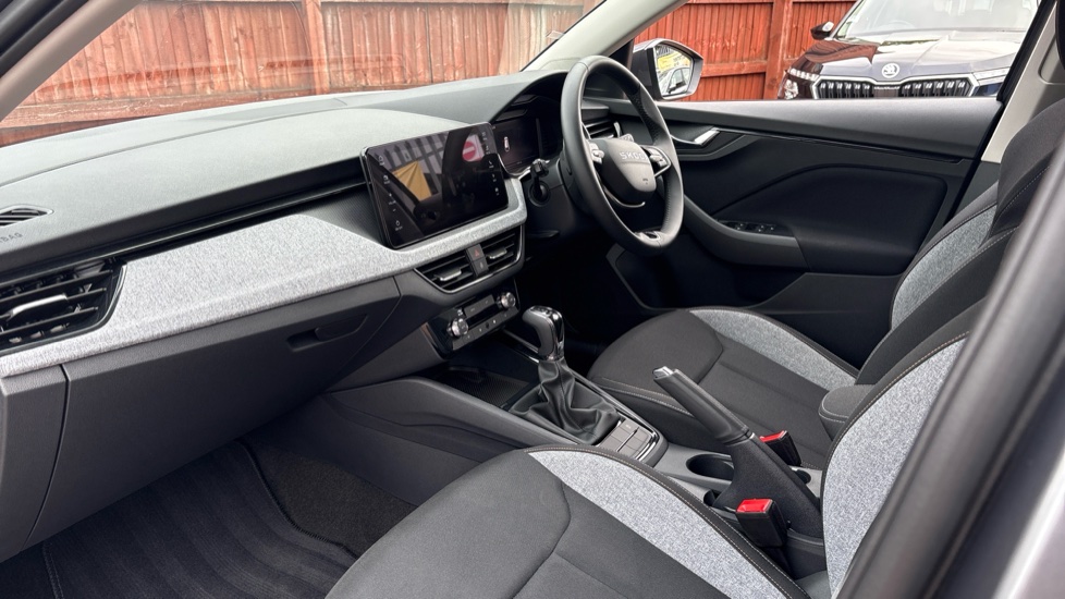 Skoda Scala 1.0 TSI 116 SE Edition 5dr DSG Petrol Hatchback - Image 2