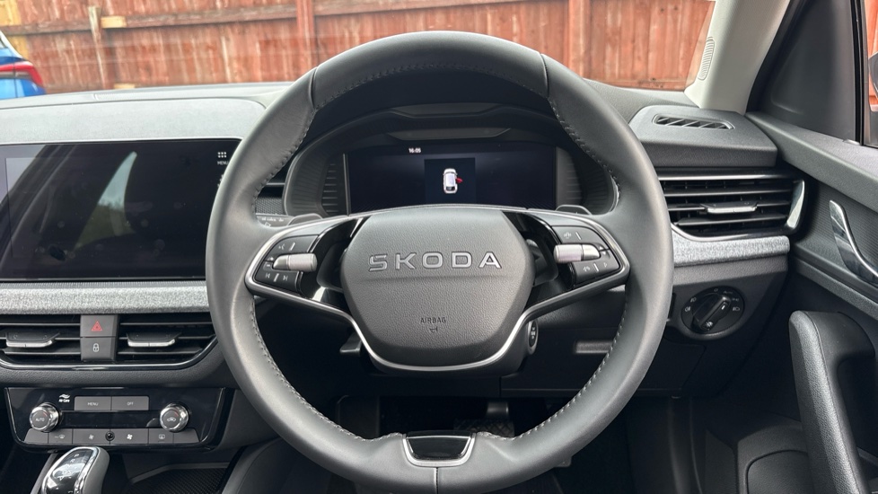 Skoda Scala 1.0 TSI 116 SE Edition 5dr DSG Petrol Hatchback - Image 10