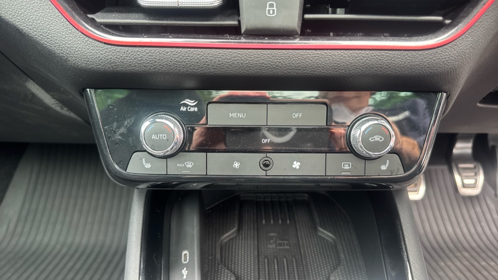Skoda Kamiq 1.0 TSI Monte Carlo Edition 5dr Petrol Hatchback - Image 13