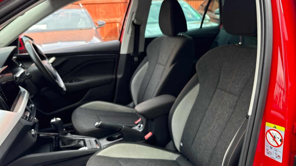 Skoda Kamiq 1.5 TSI SE L 5dr DSG Petrol Hatchback - Image 35
