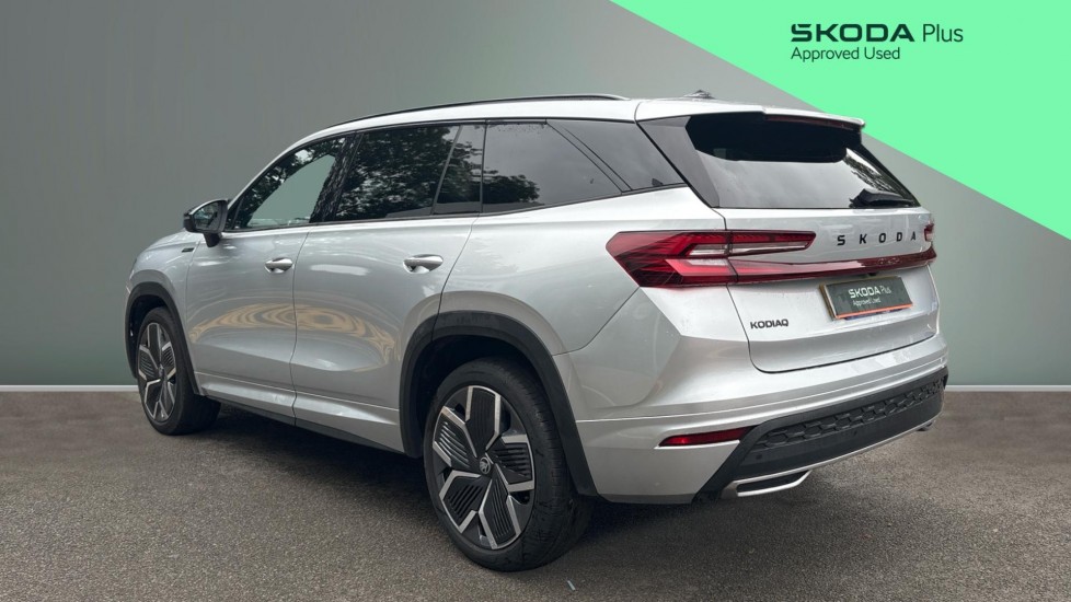 Skoda Kodiaq 1.5 TSI e-TEC SportLine 5dr DSG [7 Seat] Petrol Estate - Image 3