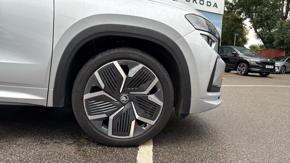 Skoda Kodiaq 1.5 TSI e-TEC SportLine 5dr DSG [7 Seat] Petrol Estate - Image 5
