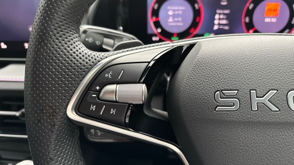 Skoda Kodiaq 1.5 TSI e-TEC SportLine 5dr DSG [7 Seat] Petrol Estate - Image 17