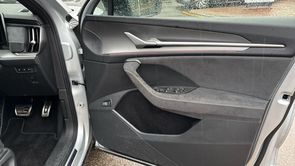 Skoda Kodiaq 1.5 TSI e-TEC SportLine 5dr DSG [7 Seat] Petrol Estate - Image 19