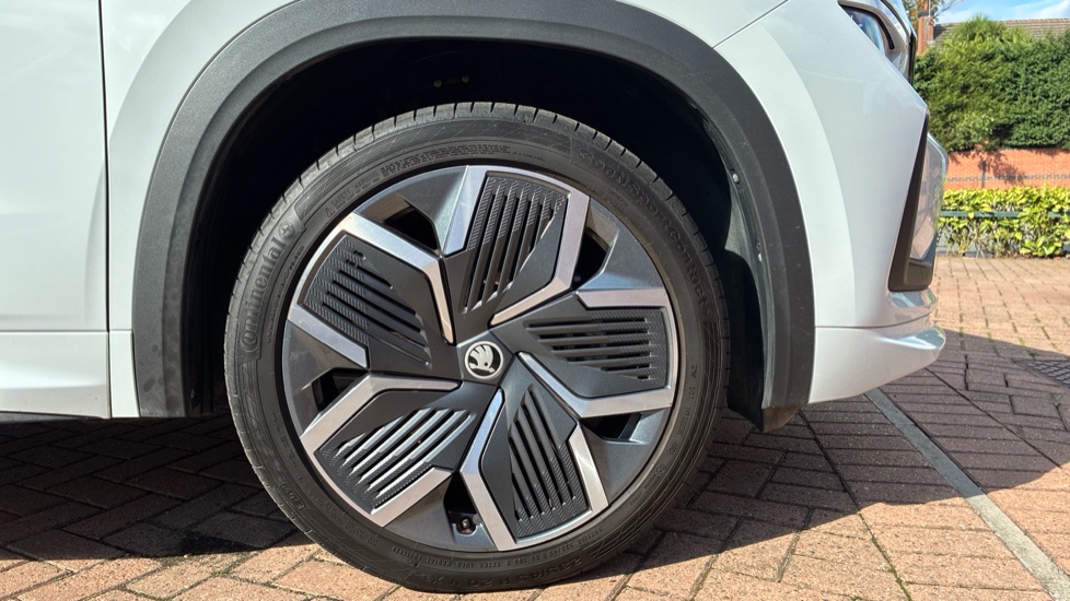 Skoda Kodiaq 1.5 TSI e-TEC SportLine 5dr DSG [7 Seat] Petrol Estate - Image 5