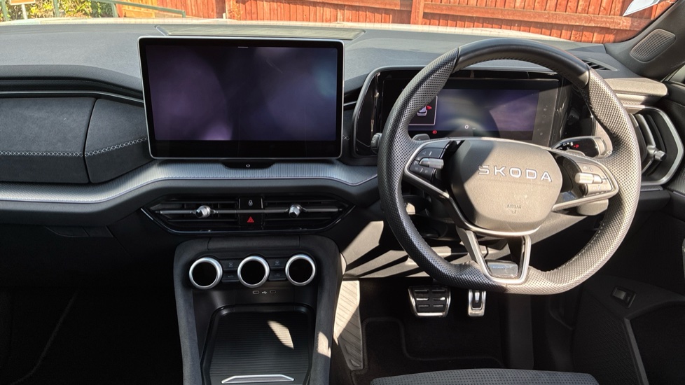 Skoda Kodiaq 1.5 TSI e-TEC SportLine 5dr DSG [7 Seat] Petrol Estate - Image 9