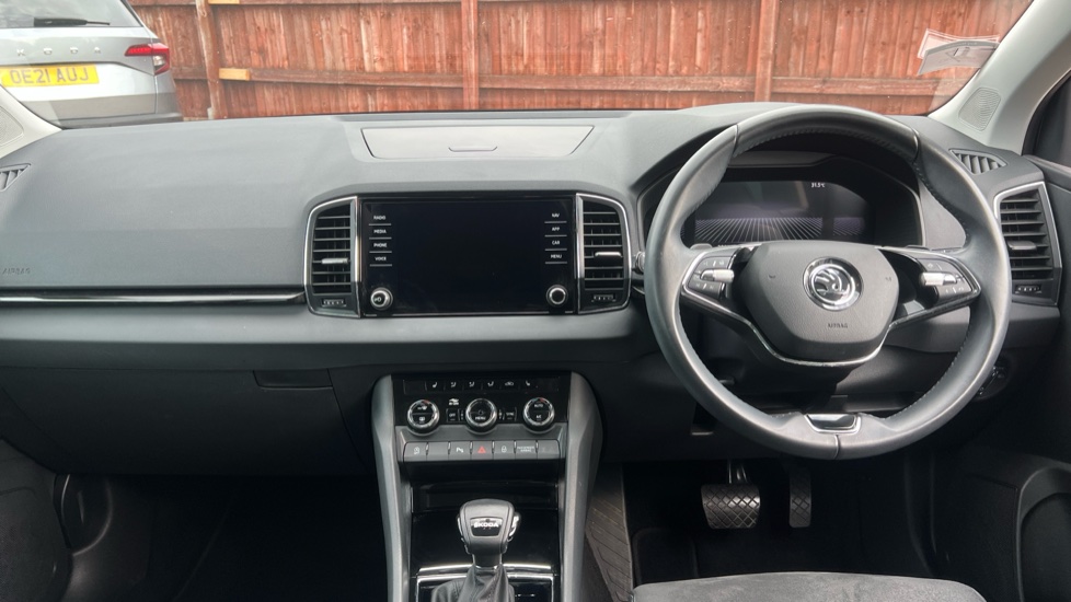 Skoda Karoq 1.5 TSI SE L 5dr DSG Petrol Estate - Image 9