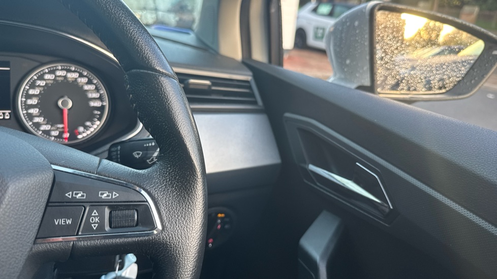 SEAT Arona 1.0 TSI SE Technology 5dr Petrol Hatchback - Image 22