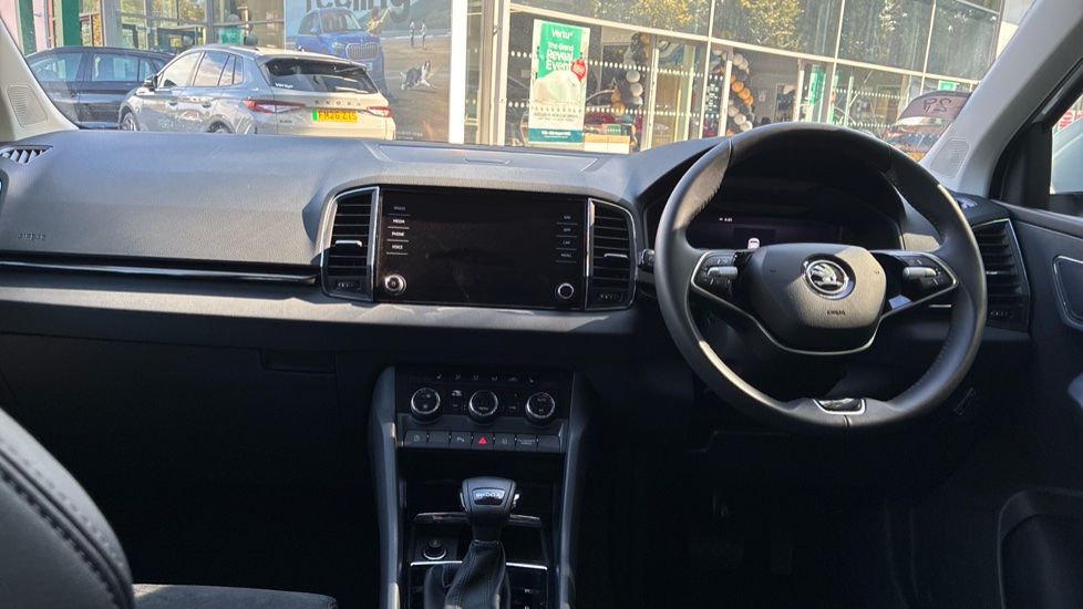 Skoda Karoq 1.5 TSI SE L 5dr DSG Petrol Estate - Image 9
