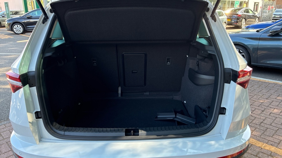 Skoda Karoq 1.5 TSI SE L 5dr DSG Petrol Estate - Image 20