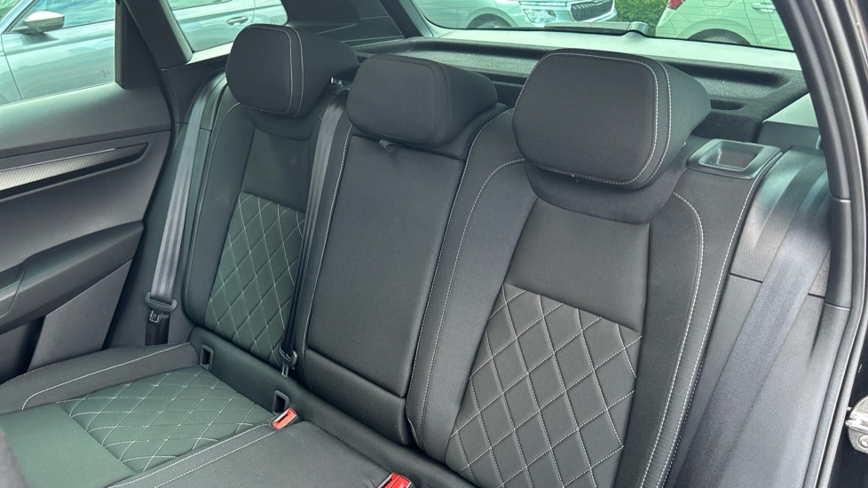 Skoda Karoq 1.5 TSI Sportline 5dr DSG Petrol Estate - Image 16