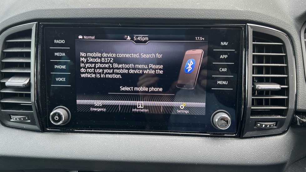 Skoda Karoq 1.5 TSI Sportline 5dr DSG Petrol Estate - Image 22