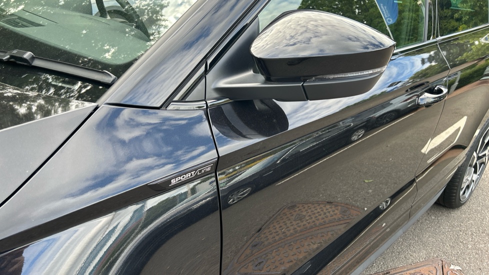 Skoda Karoq 1.5 TSI Sportline 5dr DSG Petrol Estate - Image 39