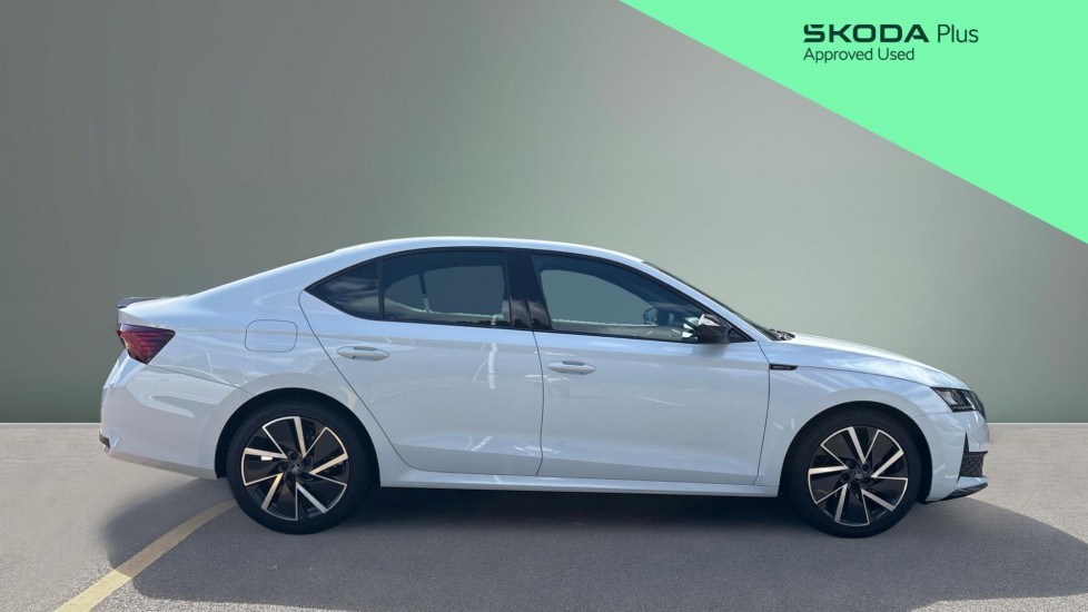 Skoda Octavia 2.0 TDI 150 Sportline 5dr DSG Diesel Hatchback - Image 4