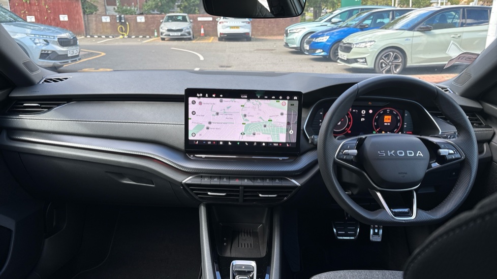 Skoda Octavia 2.0 TDI 150 Sportline 5dr DSG Diesel Hatchback - Image 9