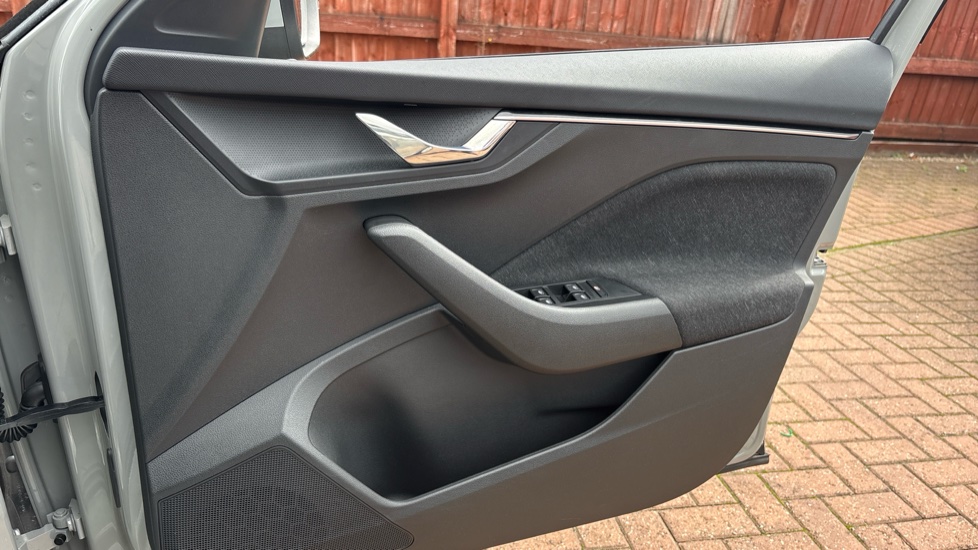 Skoda Scala 1.5 TSI SE L 5dr Petrol Hatchback - Image 19