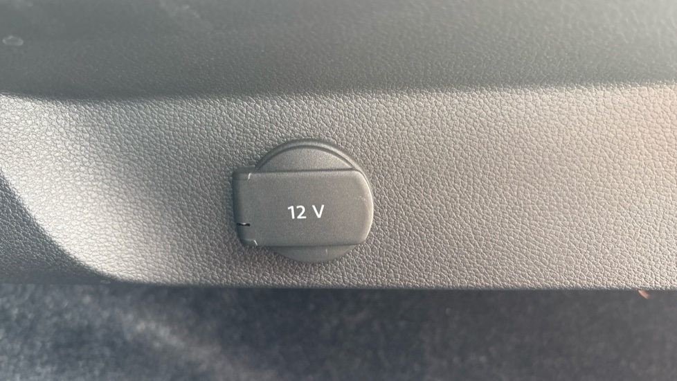 Skoda Scala 1.5 TSI SE L 5dr Petrol Hatchback - Image 33