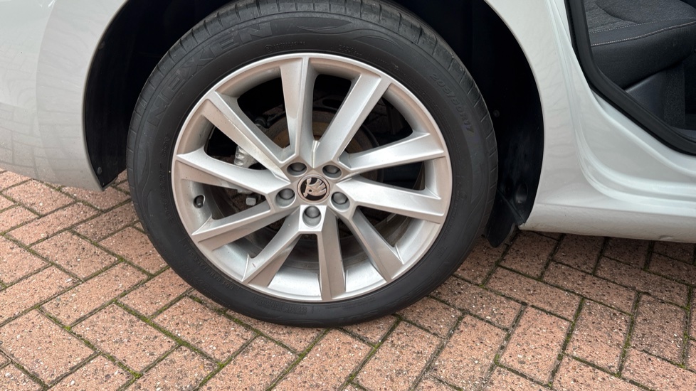 Skoda Scala 1.5 TSI SE L 5dr Petrol Hatchback - Image 37