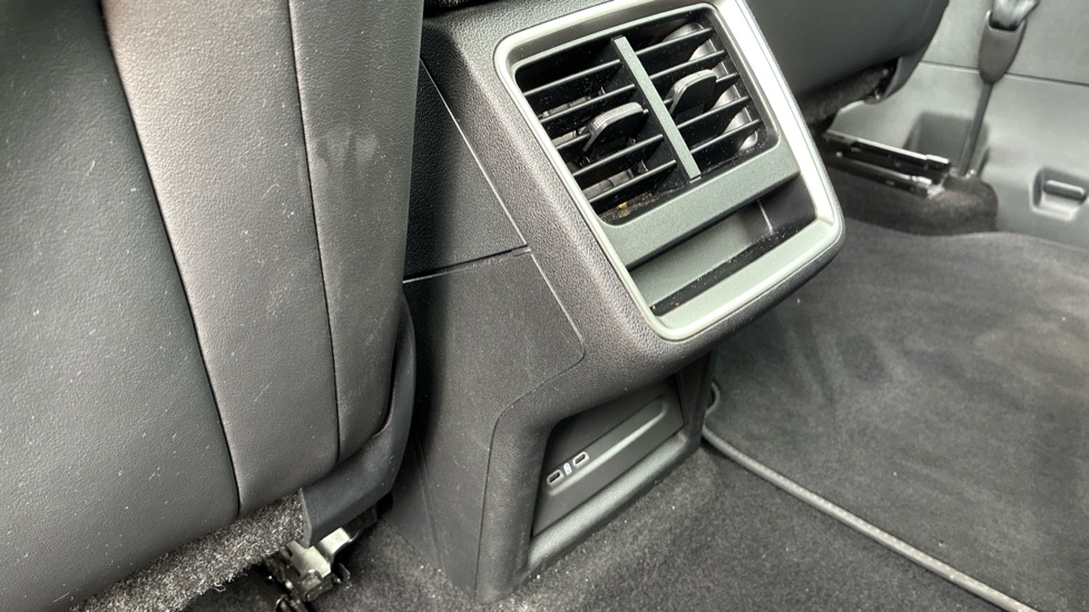Skoda Elroq 210kW 85 Edition 82kWh 5dr Auto Electric Estate - Image 29