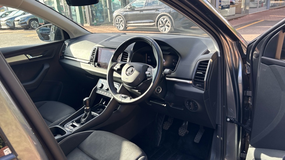 Skoda Karoq 1.0 TSI SE Drive 5dr Petrol Estate - Image 6