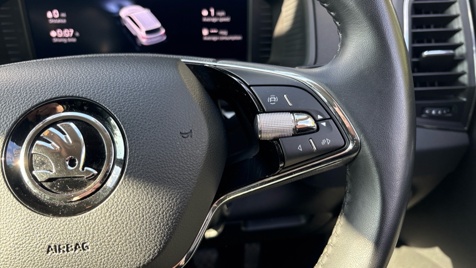 Skoda Karoq 1.0 TSI SE Drive 5dr Petrol Estate - Image 18