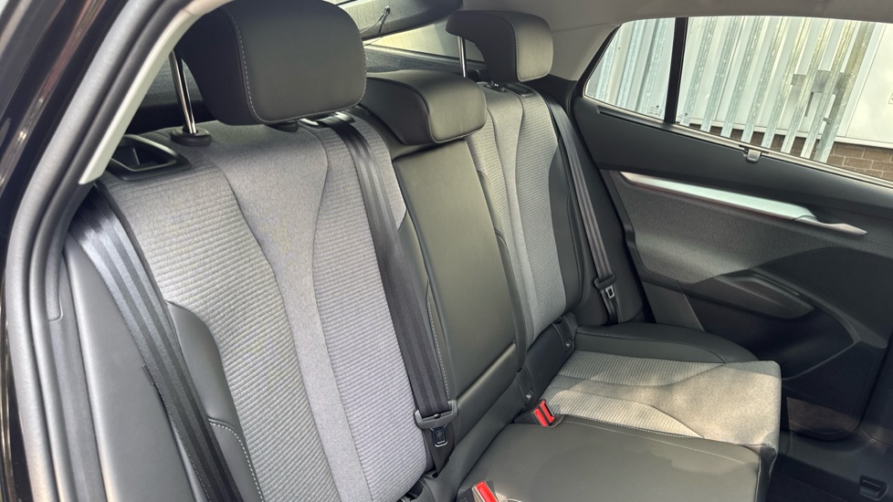 Skoda Enyaq 210kW 85 Edition 82kWh 5dr Auto Electric - Image 16