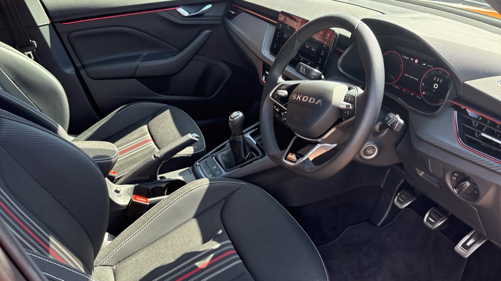 Skoda Kamiq 1.5 TSI Monte Carlo Edition 5dr Petrol Hatchback - Image 15