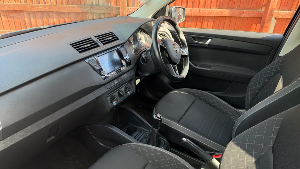 Skoda Fabia 1.0 TSI Colour Edition 5dr Petrol Hatchback - Image 2
