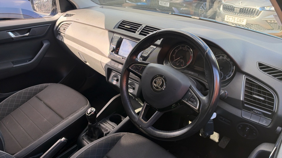 Skoda Fabia 1.0 TSI Colour Edition 5dr Petrol Hatchback - Image 6