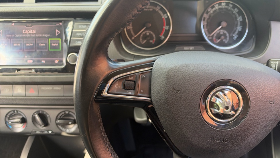 Skoda Fabia 1.0 TSI Colour Edition 5dr Petrol Hatchback - Image 17