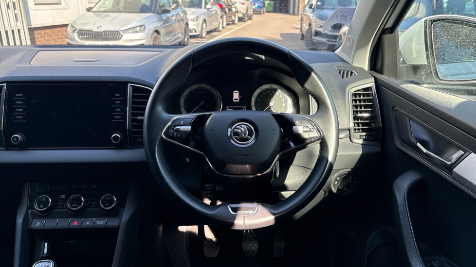 Skoda Karoq 1.0 TSI SE Drive 5dr Petrol Estate - Image 10