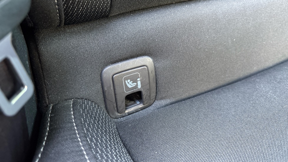 Skoda Karoq 1.0 TSI SE Drive 5dr Petrol Estate - Image 34