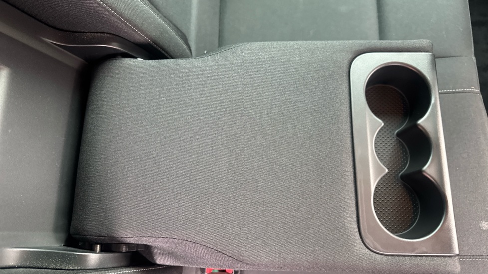 Skoda Karoq 1.0 TSI SE Drive 5dr Petrol Estate - Image 44