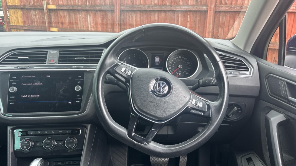 Volkswagen Tiguan 1.5 TSi EVO 150 Match 5dr DSG Petrol Estate - Image 10