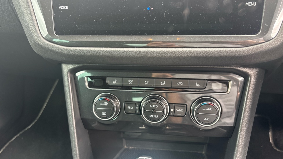 Volkswagen Tiguan 1.5 TSi EVO 150 Match 5dr DSG Petrol Estate - Image 13