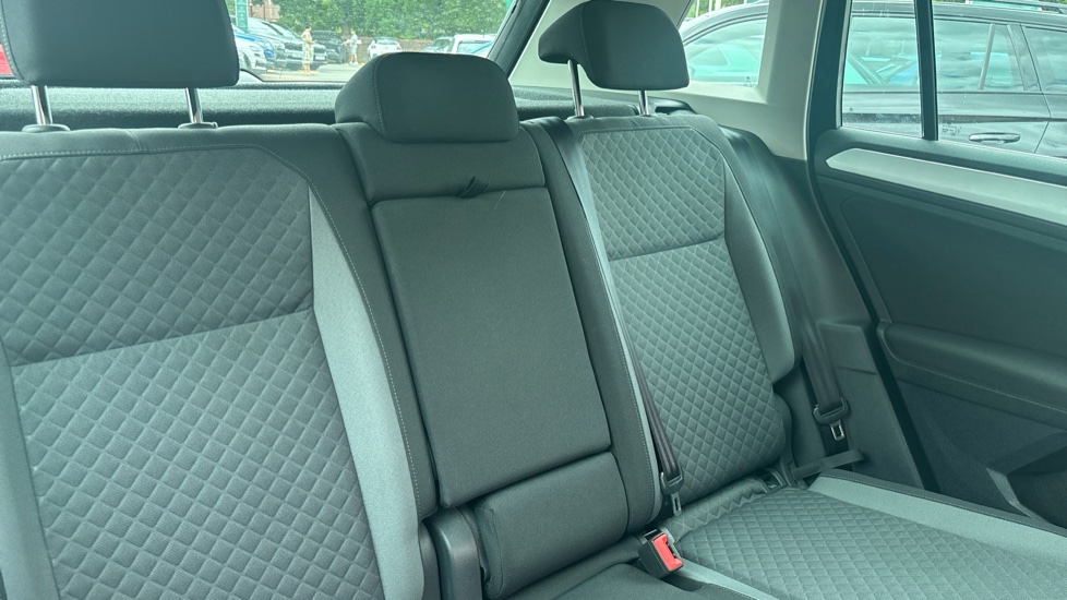 Volkswagen Tiguan 1.5 TSi EVO 150 Match 5dr DSG Petrol Estate - Image 16