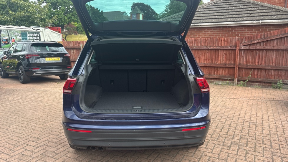 Volkswagen Tiguan 1.5 TSi EVO 150 Match 5dr DSG Petrol Estate - Image 20