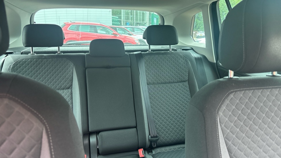 Volkswagen Tiguan 1.5 TSi EVO 150 Match 5dr DSG Petrol Estate - Image 27