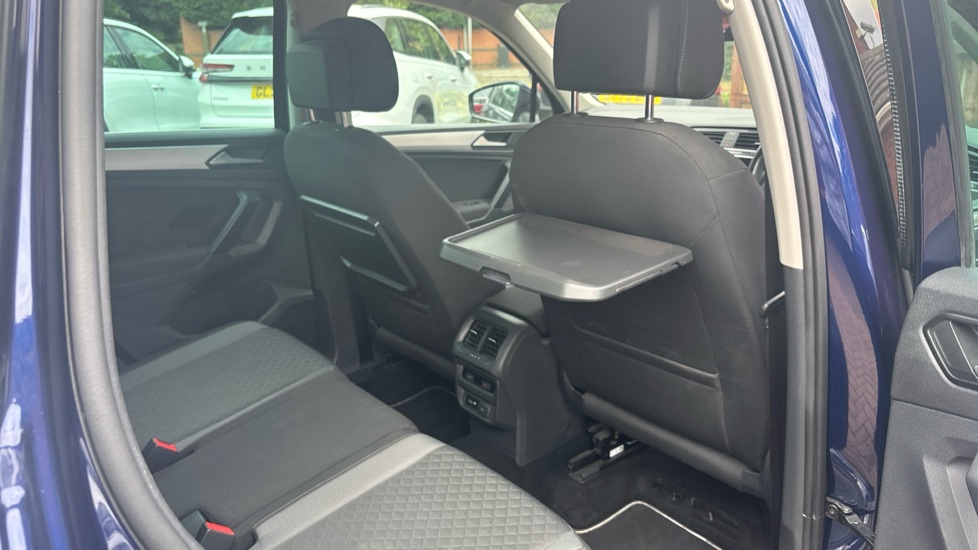 Volkswagen Tiguan 1.5 TSi EVO 150 Match 5dr DSG Petrol Estate - Image 32