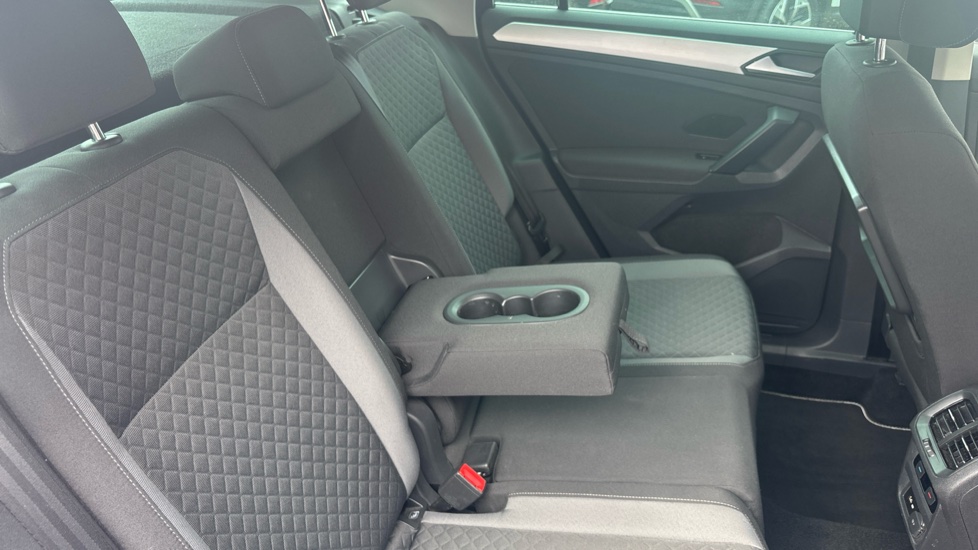 Volkswagen Tiguan 1.5 TSi EVO 150 Match 5dr DSG Petrol Estate - Image 34