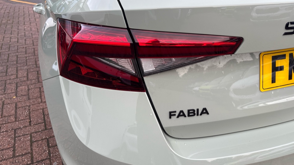 Skoda Fabia 1.0 TSI 116 Monte Carlo Edition 5dr Petrol Hatchback - Image 26