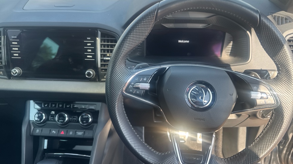 Skoda Karoq 1.5 TSI Sportline 5dr DSG Petrol Estate - Image 10