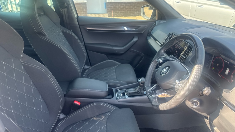 Skoda Karoq 1.5 TSI Sportline 5dr DSG Petrol Estate - Image 15