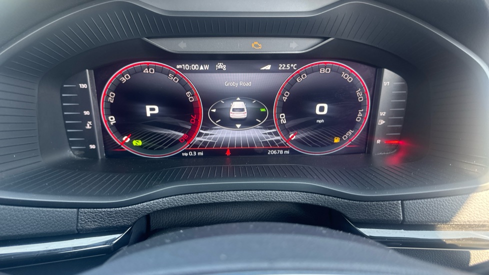 Skoda Karoq 1.5 TSI Sportline 5dr DSG Petrol Estate - Image 37