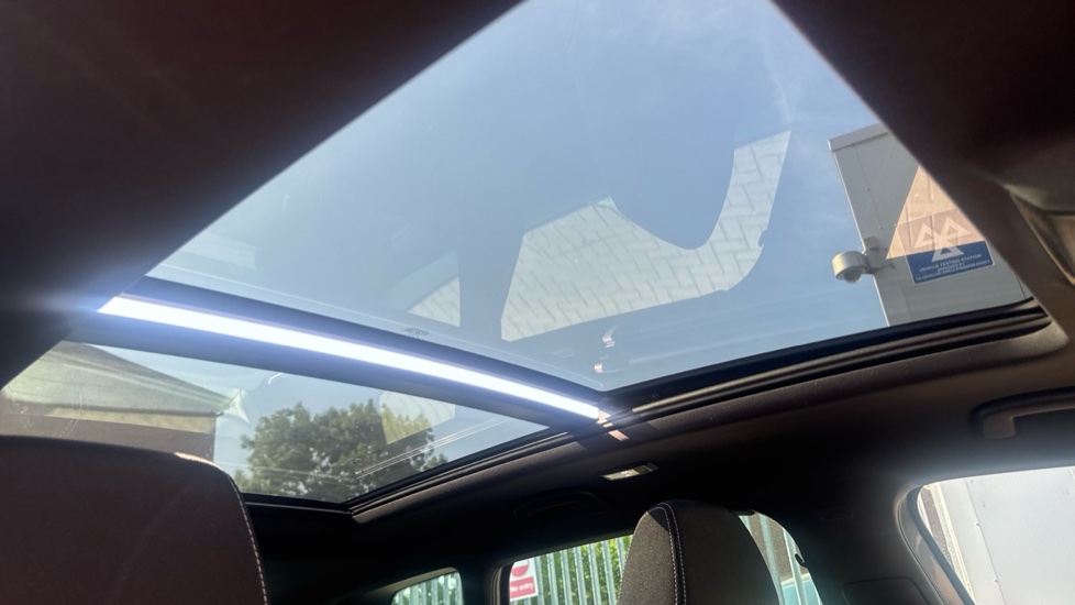 Skoda Karoq 1.5 TSI Sportline 5dr DSG Petrol Estate - Image 45