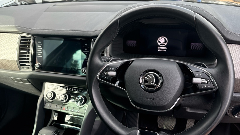 Skoda Kodiaq 1.5 TSI SE L Executive 5dr DSG [7 Seat] Petrol Estate - Image 29