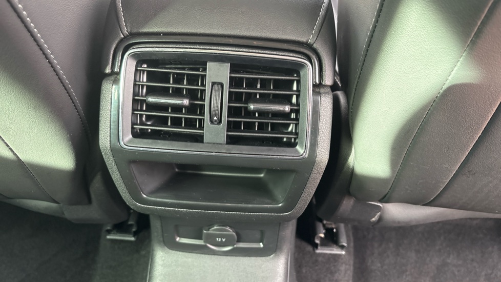 Skoda Kodiaq 1.5 TSI SE L Executive 5dr DSG [7 Seat] Petrol Estate - Image 35